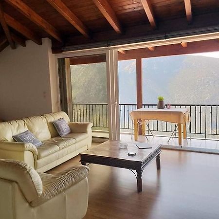 Apartamento Delphi Skyview Exterior foto